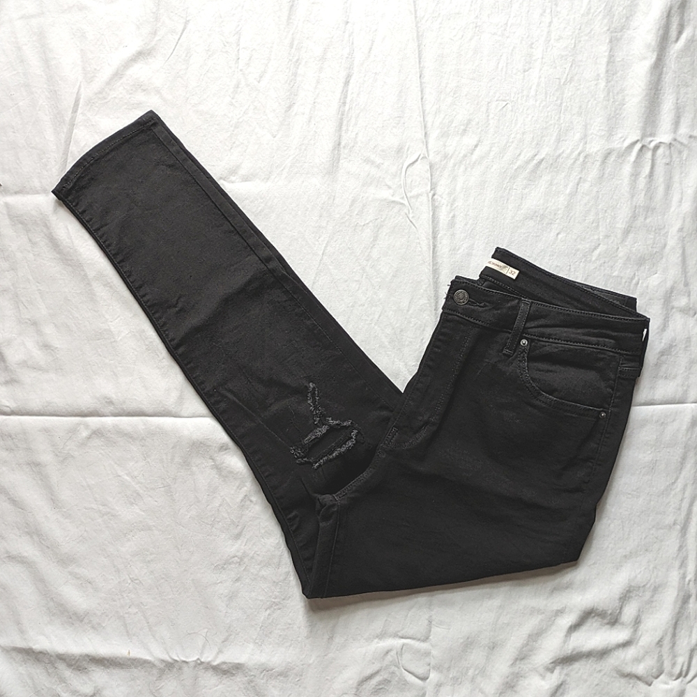 Levi's 721 high rise skinny jeans - size 32